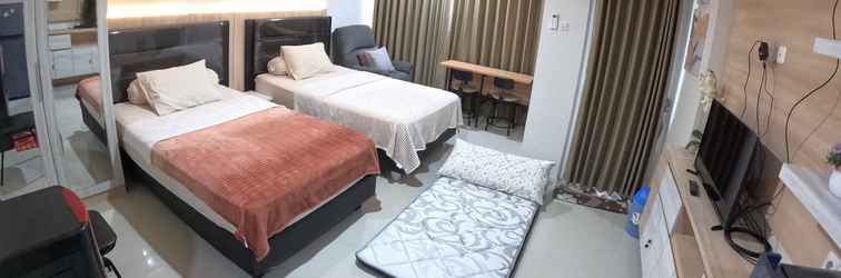 Kamar Tidur Green Park 215 by We Stay