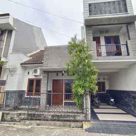 Others 1 Kenayan Homestay Jogja, Berbah Hotels