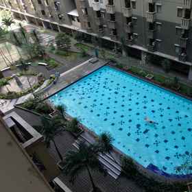 Swimming Pool 1 Great Deal Studio Gateway Ahmad Yani Cicadas Apartment By Travelio, Hotel Masjid Jami Al Mukhtar