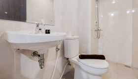 In-room Bathroom 5 Cozy Living and Warm 2BR Serpong Garden Apartment By Travelio