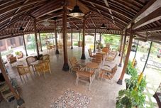 Lobi Joglo Riverside