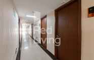 Lobi 2 RedLiving Apartemen Cinere Resort - Satu Pintu