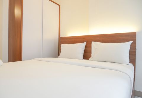 Bilik Tidur Simply Look Studio at Tokyo Riverside PIK 2 Apartment By Travelio