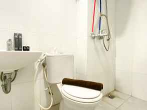 In-room Bathroom 4 Cozy and Best Deal Studio Tamansari Mahogany Karawang Apartment By Travelio
