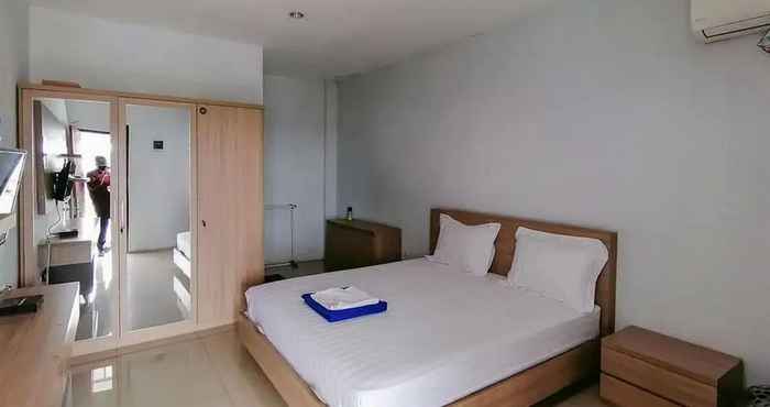 Bedroom LaPonca Residence Pondok Cabe Syariah Mitra RedDoorz