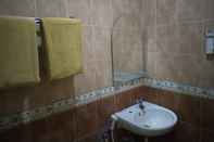 In-room Bathroom NATURE Ketapang Residence