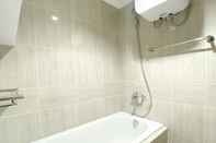 In-room Bathroom Homey and Cozy Stay 1BR Vasanta Innopark Apartment By Travelio