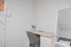 로비 Restful and Modern Studio at Kebagusan City Apartment By Travelio