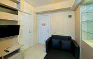 Lobi 3 Comfy and Great Choice 2BR Green Pramuka City Apartment By Travelio