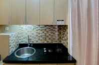 Others Comfy and Great Choice 2BR Green Pramuka City Apartment By Travelio