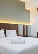 BEDROOM Comfort Stay and Homey Studio Room Maple Park Sunter Apartment By Travelio