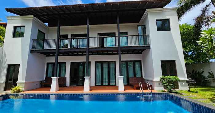 Bangunan Blu Village Pool Villa