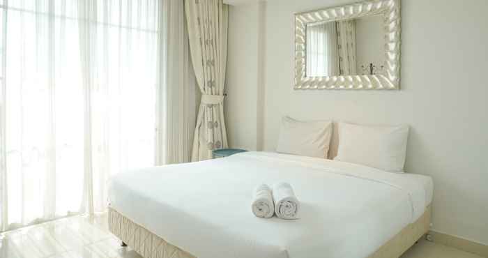 Bedroom Comfort Stay and Homey 2BR Bellezza Apartment By Travelio