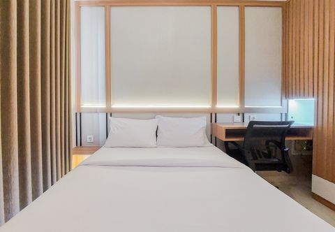 臥室 Nice and Warm Studio Room Sky House BSD Apartment By Travelio