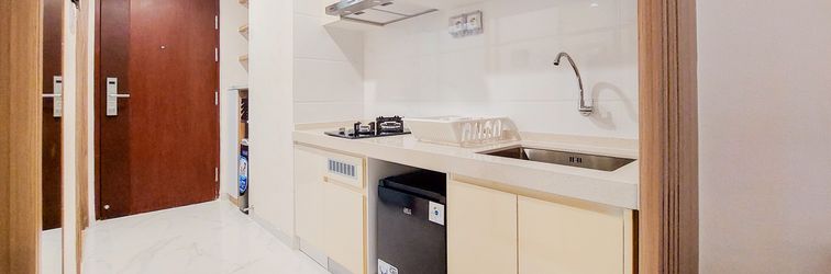 大廳 Nice and Warm Studio Room Sky House BSD Apartment By Travelio