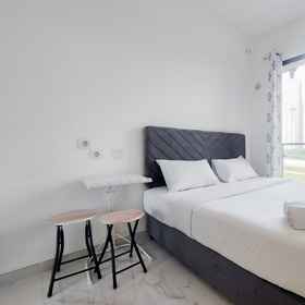 Bedroom 1 Sky House BSD Apartment By Travelio 的舒适单间公寓,设施齐全, BSD 酒店