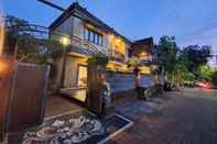 Luar Bangunan Swadana House by Supala