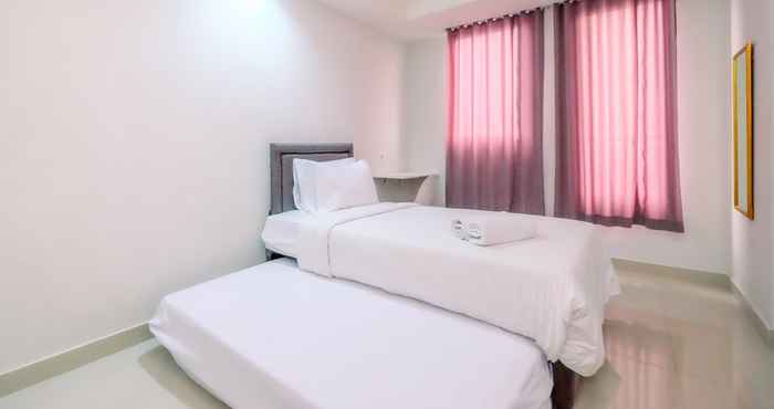 Kamar Tidur Nice and Comfortable Studio Evenciio Margonda Apartment By Travelio