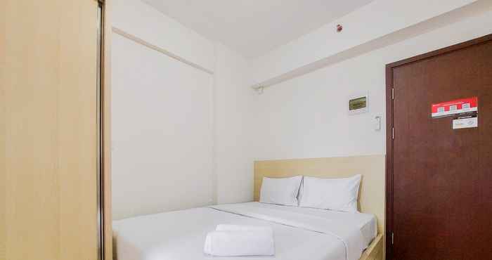 Kamar Tidur Simply Stay Studio Apartment at Loftvilles City By Travelio