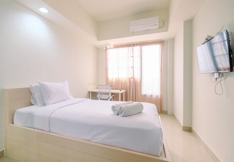 ห้องนอน Simply Look Studio Room Evenciio Margonda Apartment By Travelio