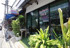 Sảnh chờ 3 OYO 75440 Nara Hostel