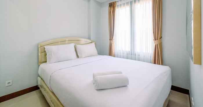 ห้องนอน Cozy and Comfort 2BR Royal Heights Apartment By Travelio