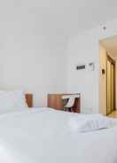 BEDROOM Comfy and New Studio Sky House Alam Sutera Apartment By Travelio