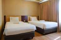 Bedroom Comfy and Strategic Studio at Grand Setiabudi Apartment By Travelio