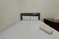 Bedroom Homestay Danesti Syariah Near Bandara Sultan Hasanuddin Mitra RedDoorz