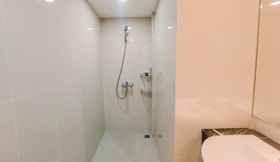 In-room Bathroom 3 Big Studio Loft Apartment at The Reiz Suites Medan By Travelio