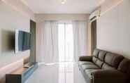 ล็อบบี้ 7 Spacious and Homey 3BR at Sky House BSD Apartment By Travelio