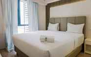 Kamar Tidur 2 Spacious and Homey 3BR at Sky House BSD Apartment By Travelio