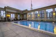 Swimming Pool M Luxury Apartment