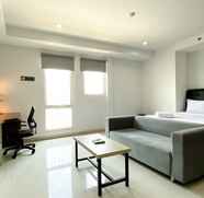 Lobby 4 Comfy and Spacious Studio Room Azalea Suites Apartment By Travelio