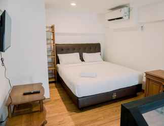 Kamar Tidur 2 Comfy and Cozy Stay Studio Loft Kingland Avenue Apartment By Travelio