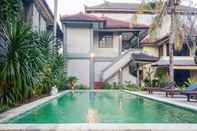 Swimming Pool Urbanview Hotel Anna Kuta Inn Bali