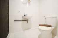 In-room Bathroom Cozy and New Japanese Studio at The City Square Surabaya Apartment By Travelio