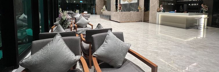 ロビー Crystal Srivaree Suvarnabhumi Hotel