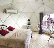 Others 6 Eco-Treehouse Glamping Services