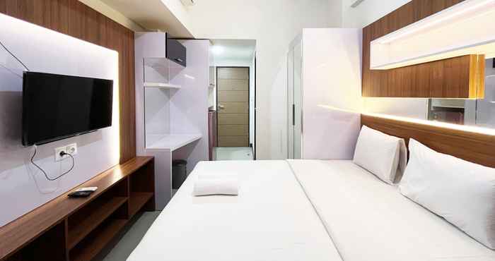 Bedroom Tidy and Best Deal Studio Apartment Vida View Makassar By Travelio