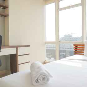 Bedroom 1 Elegant and Comfy 2BR with Private Lift at Menteng Park Apartment By Travelio, Munik Restoran Hotels