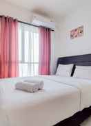 BEDROOM High Floor and Comfortable Studio at Sky House Alam Sutera Apartment By Travelio
