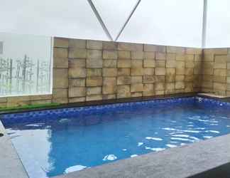 Swimming Pool 2 Villa AA