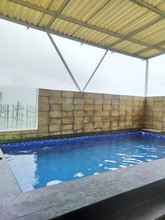 Swimming Pool Villa AA