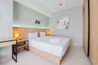 Bedroom Comfort 1BR Apartment at Transpark Bintaro By Travelio