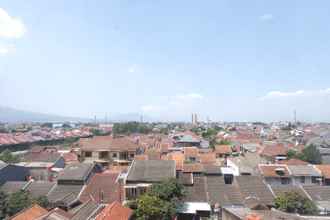 Nearby View and Attractions 4 Best Deal Studio Room Apartment at Emerald Towers Bandung By Travelio