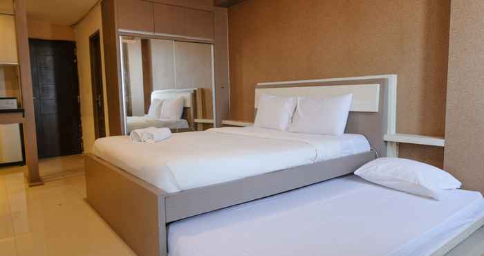 Bedroom Best Deal Studio Room Apartment at Emerald Towers Bandung By Travelio