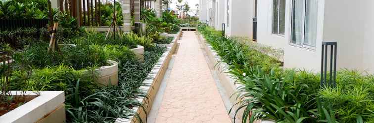 Lobi Homey and Best Choice 2BR Bassura City Apartment By Travelio