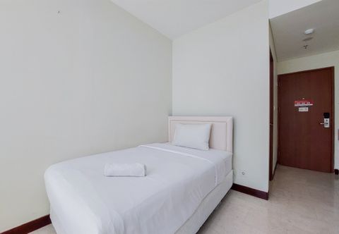Others Homey and Good Price Studio Apartment at B Residence By Travelio