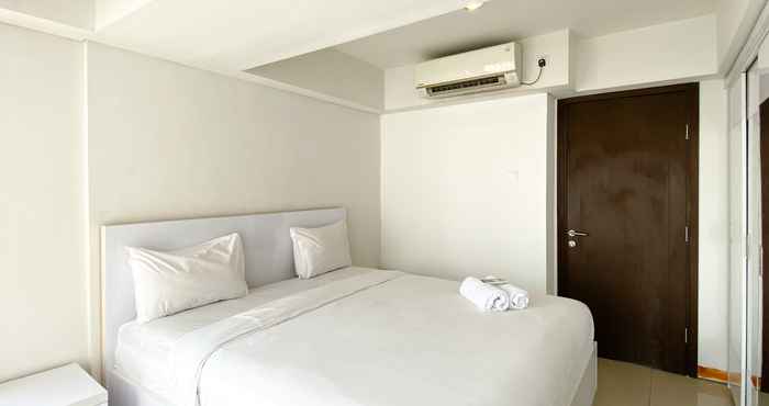 Lainnya Homey and Comfort Stay 2BR Apartment at H Residence By Travelio